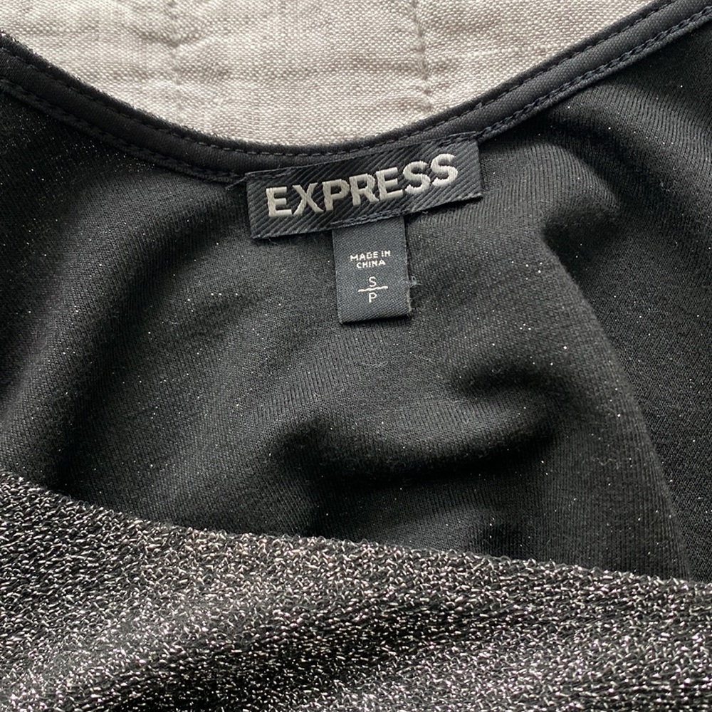 Express Top - Picture 3 of 3